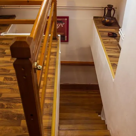 Dream House Apartment